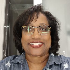 Meet your Posher, Dianna